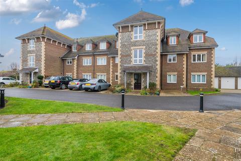 2 bedroom apartment for sale, Greenfields, Middleton-on-Sea