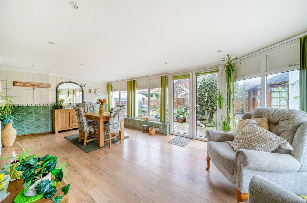 Dining/ Garden Room