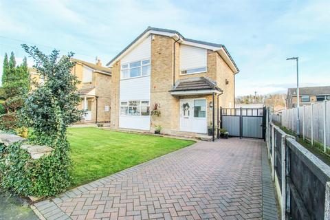 3 bedroom detached house for sale, Lennox Drive, Wakefield WF2