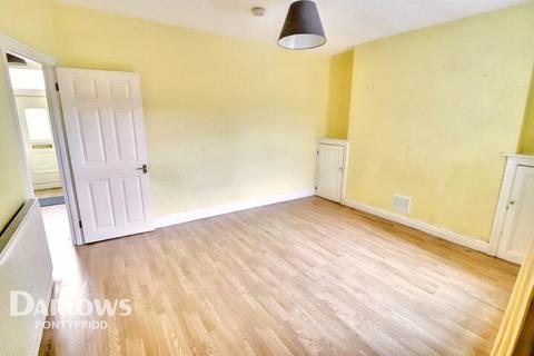 3 bedroom terraced house for sale, Cardiff Road, Pontypridd