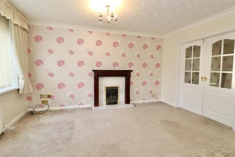 3 bedroom semi-detached house for sale, Valentine Close Pocklington