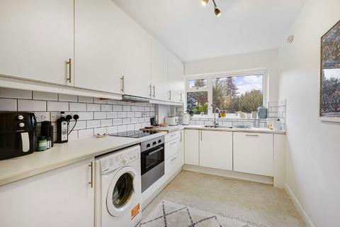 1 bedroom flat for sale, Upper Brighton Road, Surbiton KT6