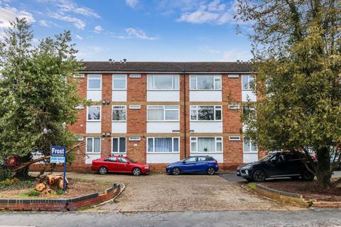 2 bedroom apartment for sale, Wentworth Place, Waterside, Chesham, Buckinghamshire, HP5