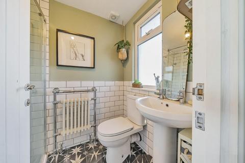59 Westhurst Drive, Chislehurst, BR7 6HS