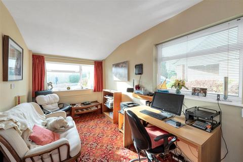 undefined, Shepherds Way, Harpenden