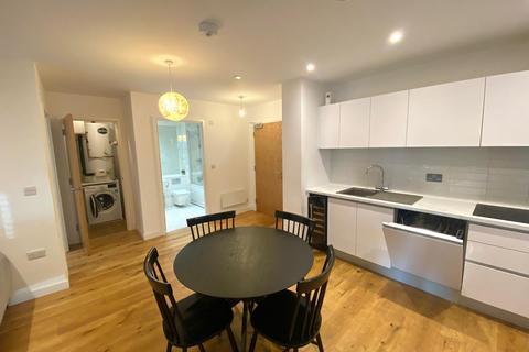 2 bedroom apartment to rent, Axium, 40 Windmill Street, B1