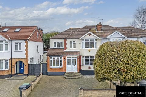 4 bedroom semi-detached house for sale, Buckhurst Hill IG9