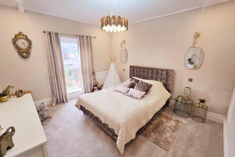 undefined, St. Mary Street, Risca NP11