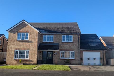 4 bedroom detached house for sale, Clos Clement, Five Roads, Llanelli