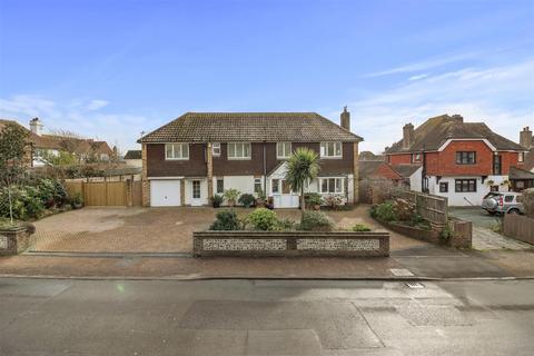 3 bedroom detached house for sale, Sutton Road, Seaford