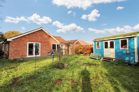 3 bedroom detached bungalow for sale, New Road, Catfield