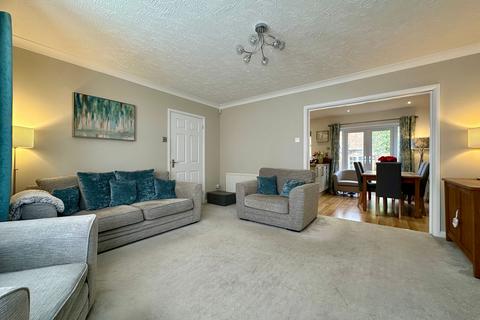 3 bedroom detached house for sale, Bridge Street, Basildon SS15