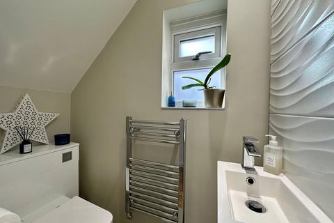 65 Bridge Street, Basildon, SS15 4AY