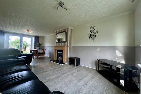 3 bedroom terraced house for sale, Leverton Green, Clifton, Nottingham, NG11