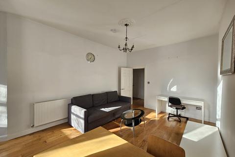 2 bedroom apartment to rent, Sutherland Avenue, Bayswater, Queensway W9