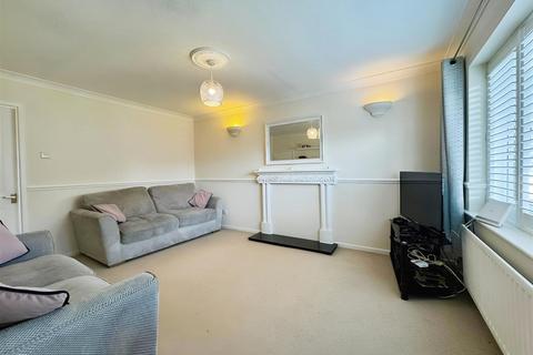 3 Appledore Close, Hull, HU9 1PZ