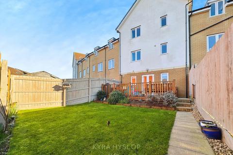 4 bedroom terraced house for sale, Admiral Way, Exeter EX2