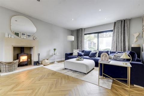 5 bedroom detached house for sale, Main Street, Woodborough NG14