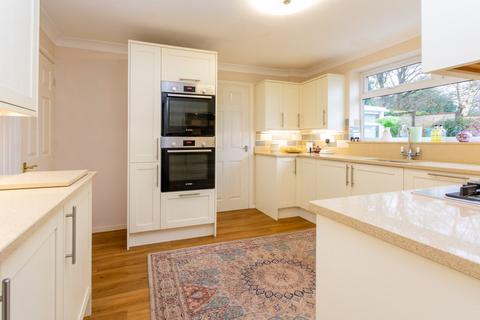 12 Cort Drive, Burntwood, WS7 9LW