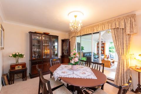 12 Cort Drive, Burntwood, WS7 9LW