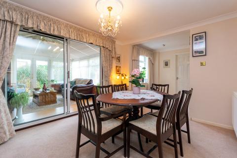 12 Cort Drive, Burntwood, WS7 9LW
