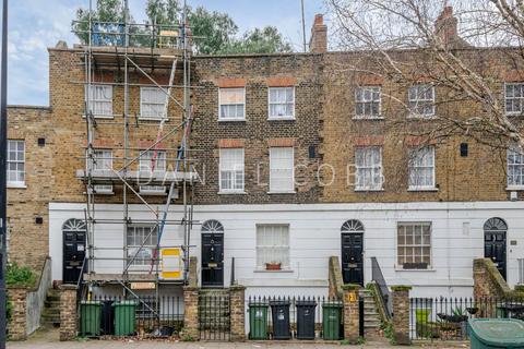 2 bedroom flat for sale, Kennington Lane, London, SE11