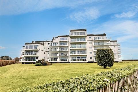 2 bedroom flat for sale, Royal Parade, Eastbourne