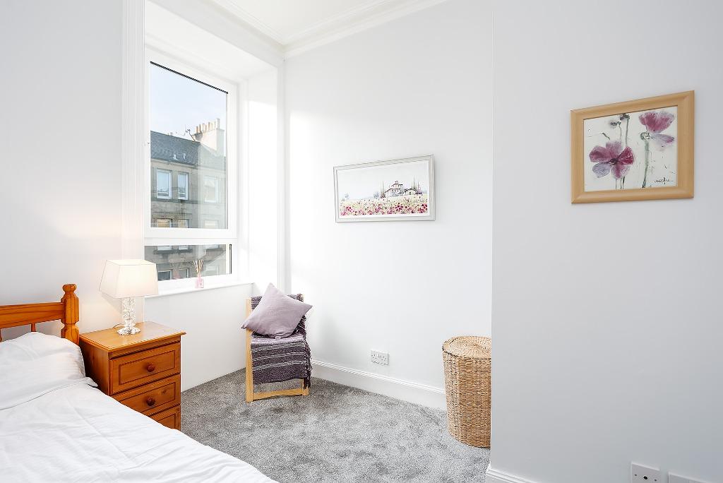 Apartment in Edinburgh - More