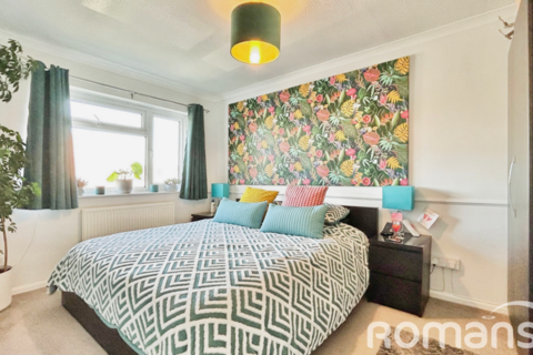 21 Mull Close, Oakley, Basingstoke, RG23 7LQ