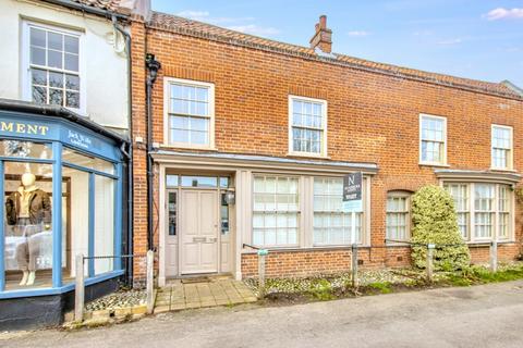 3 bedroom terraced house to rent, Market Place, Burnham Market