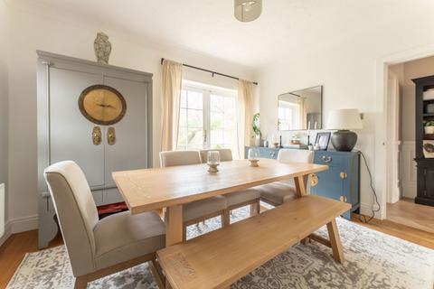 Applegarth, 2 Back Lane, Whixley, York, YO26 8BG