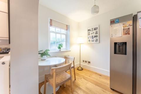 Applegarth, 2 Back Lane, Whixley, York, YO26 8BG