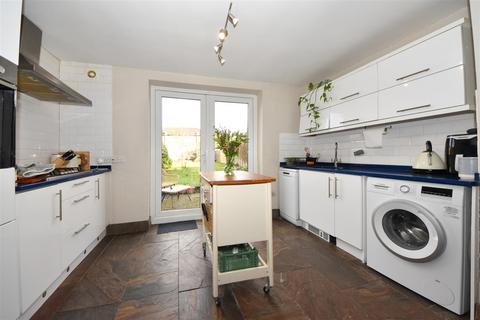 2 bedroom semi-detached house for sale, Montague Road, Warwick