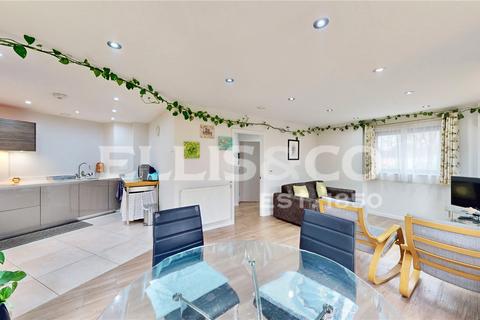 3 bedroom maisonette for sale, Williams Way, Wembley, HA0