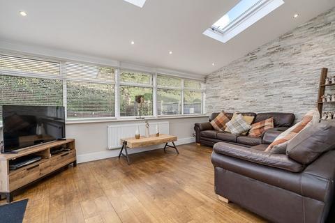 12 Corner Brook, Lostock, Bolton, BL6 4GX