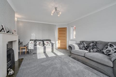 12 Corner Brook, Lostock, Bolton, BL6 4GX