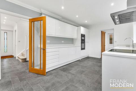 11 Hadrian Drive, Baston, Peterborough, PE6 9PP