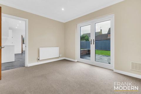11 Hadrian Drive, Baston, Peterborough, PE6 9PP