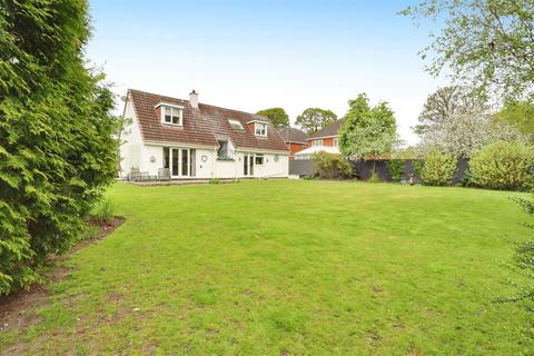 3 bedroom detached house for sale, Beech Drive, Melton