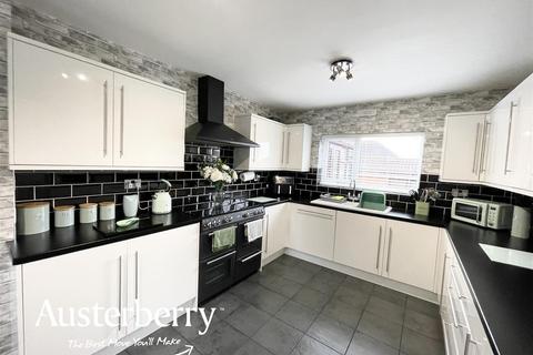 2 bedroom semi-detached house for sale, Rochester Road, Stoke-On-Trent ST3