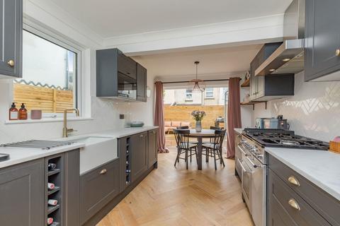 4 bedroom terraced house for sale, Mortimer Road, Hove, BN3 5FG