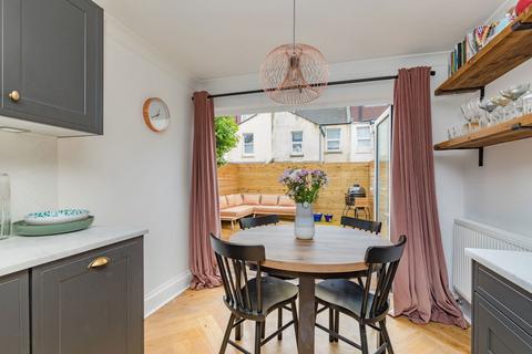 4 bedroom terraced house for sale, Mortimer Road, Hove, BN3 5FG