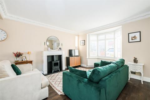 49 Hawkdene, London, E4 7PF