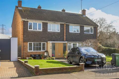 3 bedroom semi-detached house for sale, Herongate Road, Cheshunt, Waltham Cross