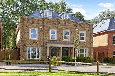 4 bedroom semi-detached house for sale, Copsem Lane, Esher