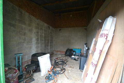 Storage to rent, Newdigate Road, Rusper RH12