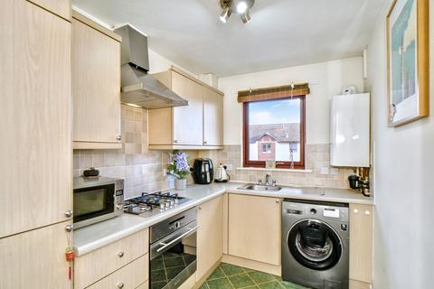9/13 Harrismith Place, Edinburgh, EH7 5PA