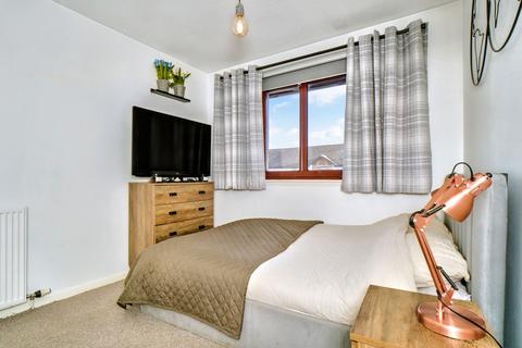 9/13 Harrismith Place, Edinburgh, EH7 5PA