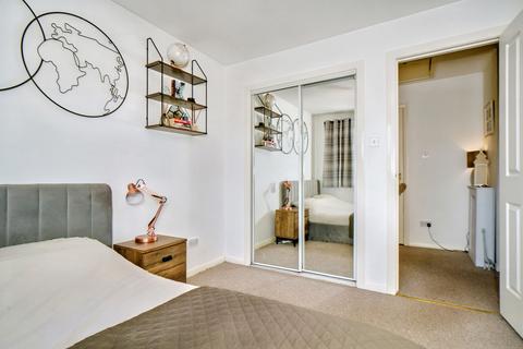 9/13 Harrismith Place, Edinburgh, EH7 5PA