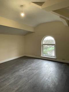 Studio to rent, South Drive, Liverpool